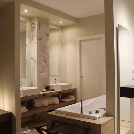 'Tabula Rasa Exclusive Rooms' Бари Экстерьер фото
